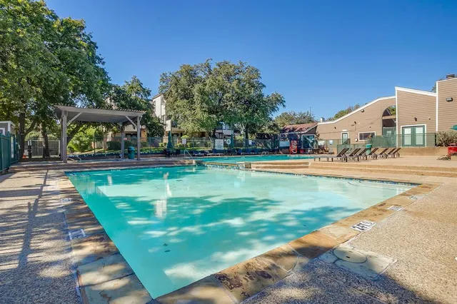 $149,900 | 2300 Bamboo Drive, Unit N207, Arlington, TX 76006