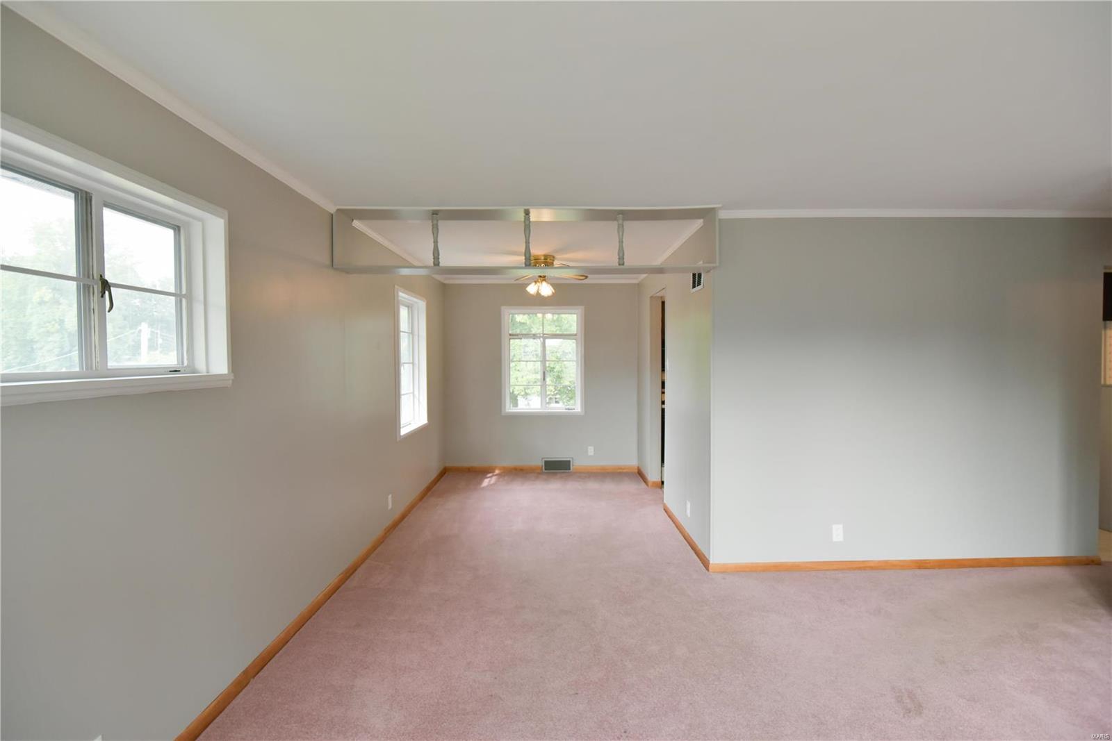 705 Forman Road St. Louis, MO 63123 - Photo 5 of 26 Gallery Image 5