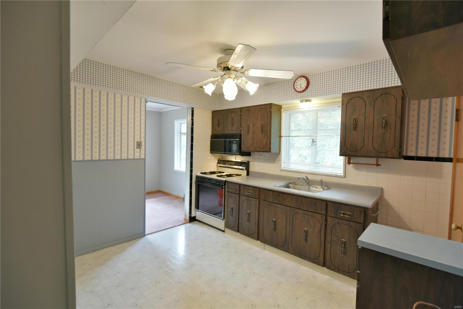 705 Forman Road St. Louis, MO 63123 - Photo 7 of 26 Gallery Image 7