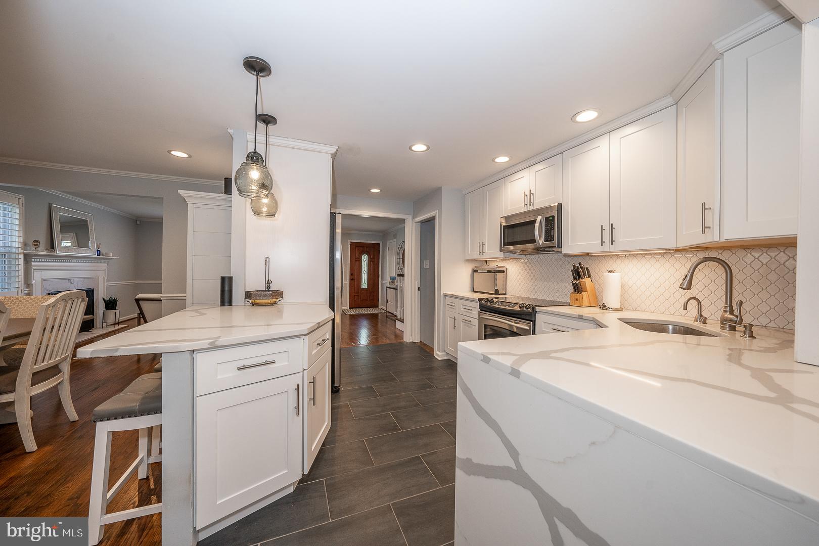 284 Croton Road Wayne, PA 19087 - Photo 9 of 38