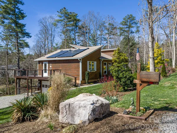 $499,900 | 39 Red Oak Lane, Alexander, NC 28701