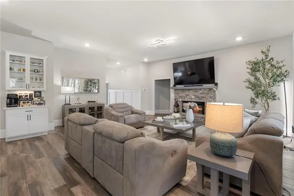 $695,000 | 1880 Grand Lanier Drive, Buford, GA 30518