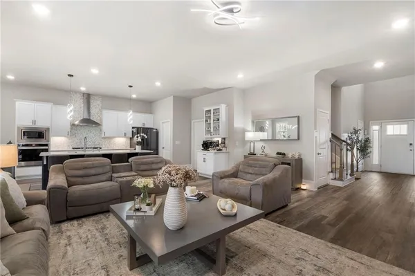 $695,000 | 1880 Grand Lanier Drive, Buford, GA 30518