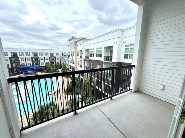 $2,639 | 401 West 25th Street, Unit 2125, Houston, TX 77008