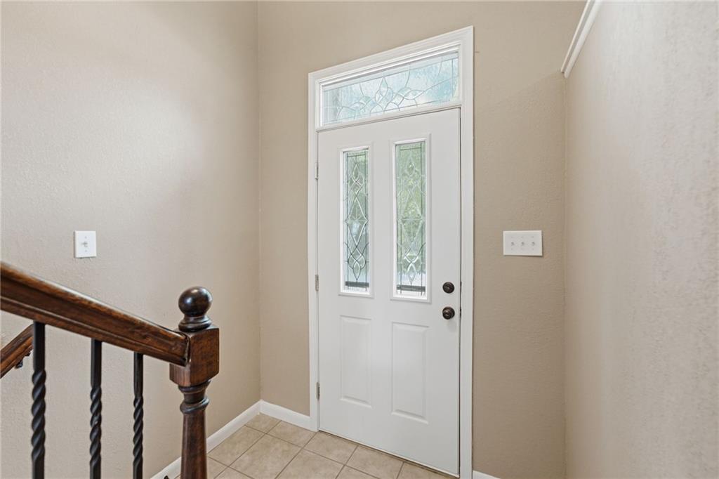 305 Southwest Marion Lane Lee's Summit, MO 64081 - Photo 4 of 39