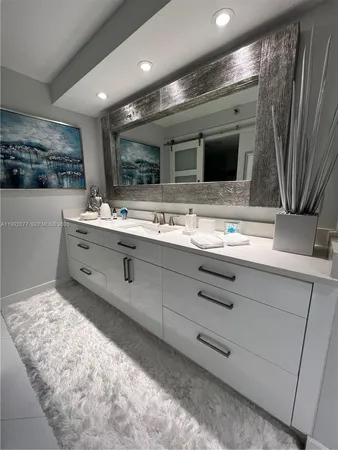 $2,000 | Deerfield Beach, Deerfield Beach, FL 33442