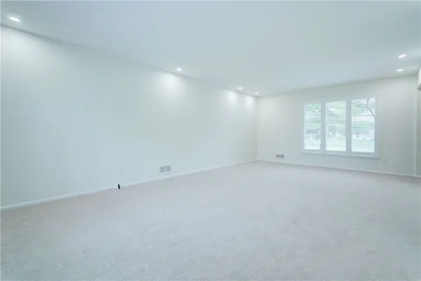 $4,895 | 399 French Road, Pittsford, NY 14534