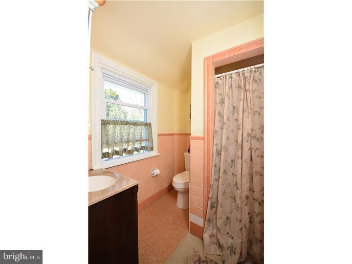 345 Lombardy Road Drexel Hill, PA 19026 - Photo 15 of 24 Gallery Image 15