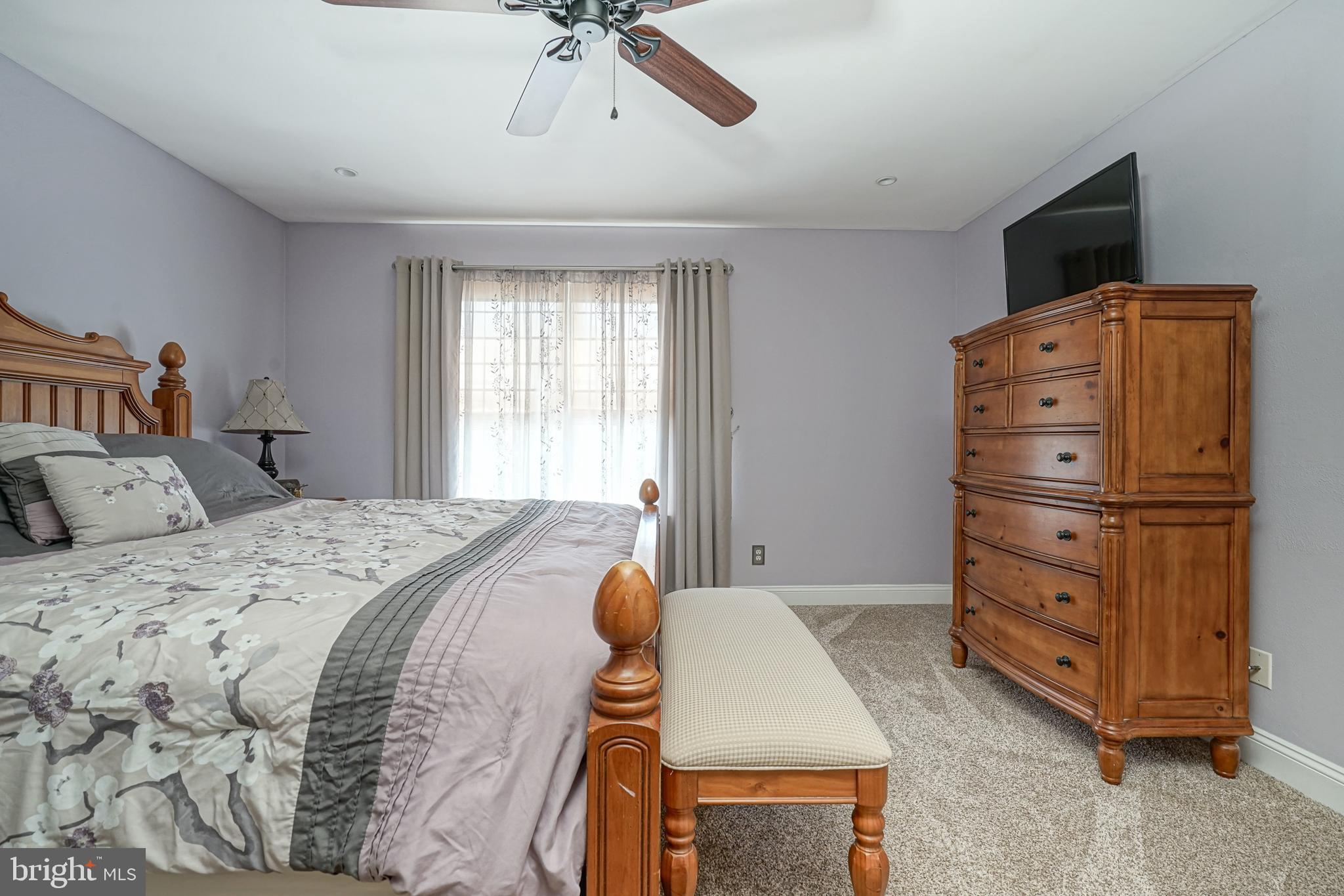 660 Surrey Road Sewell, NJ 08080 - Photo 14 of 34 Master Bedroom
