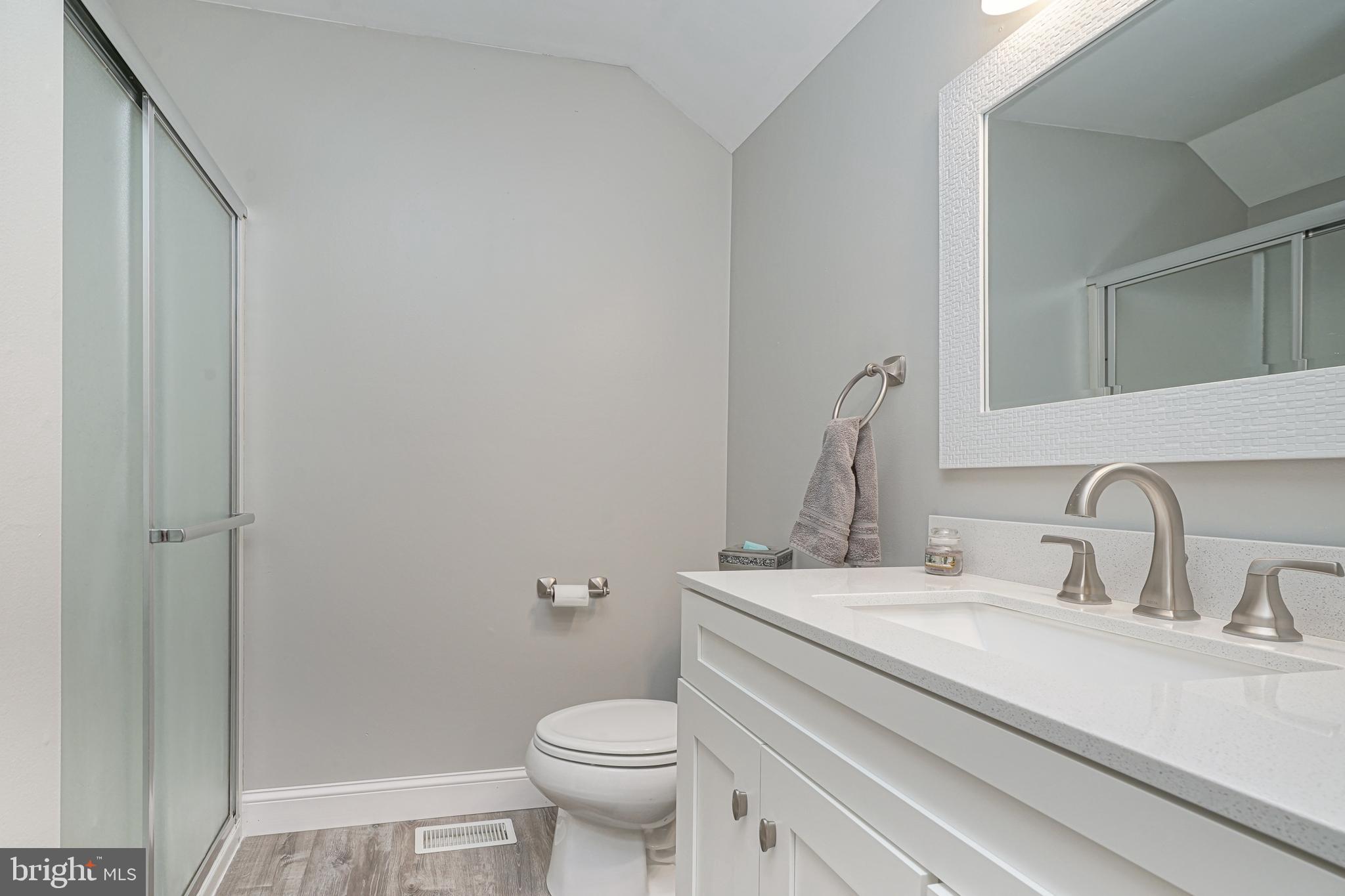 660 Surrey Road Sewell, NJ 08080 - Photo 16 of 34 Master Bath