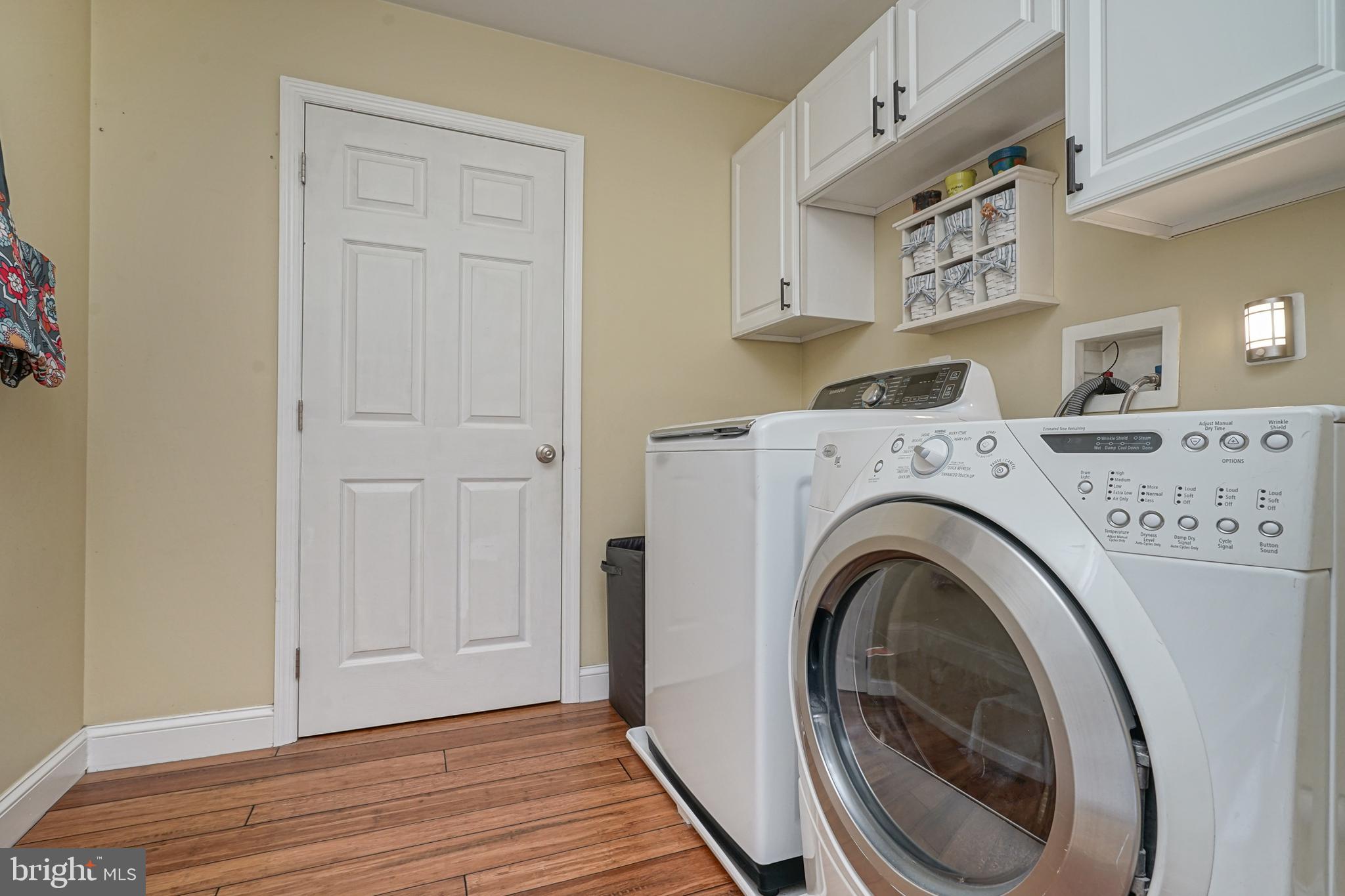 660 Surrey Road Sewell, NJ 08080 - Photo 21 of 34 Laundry Room