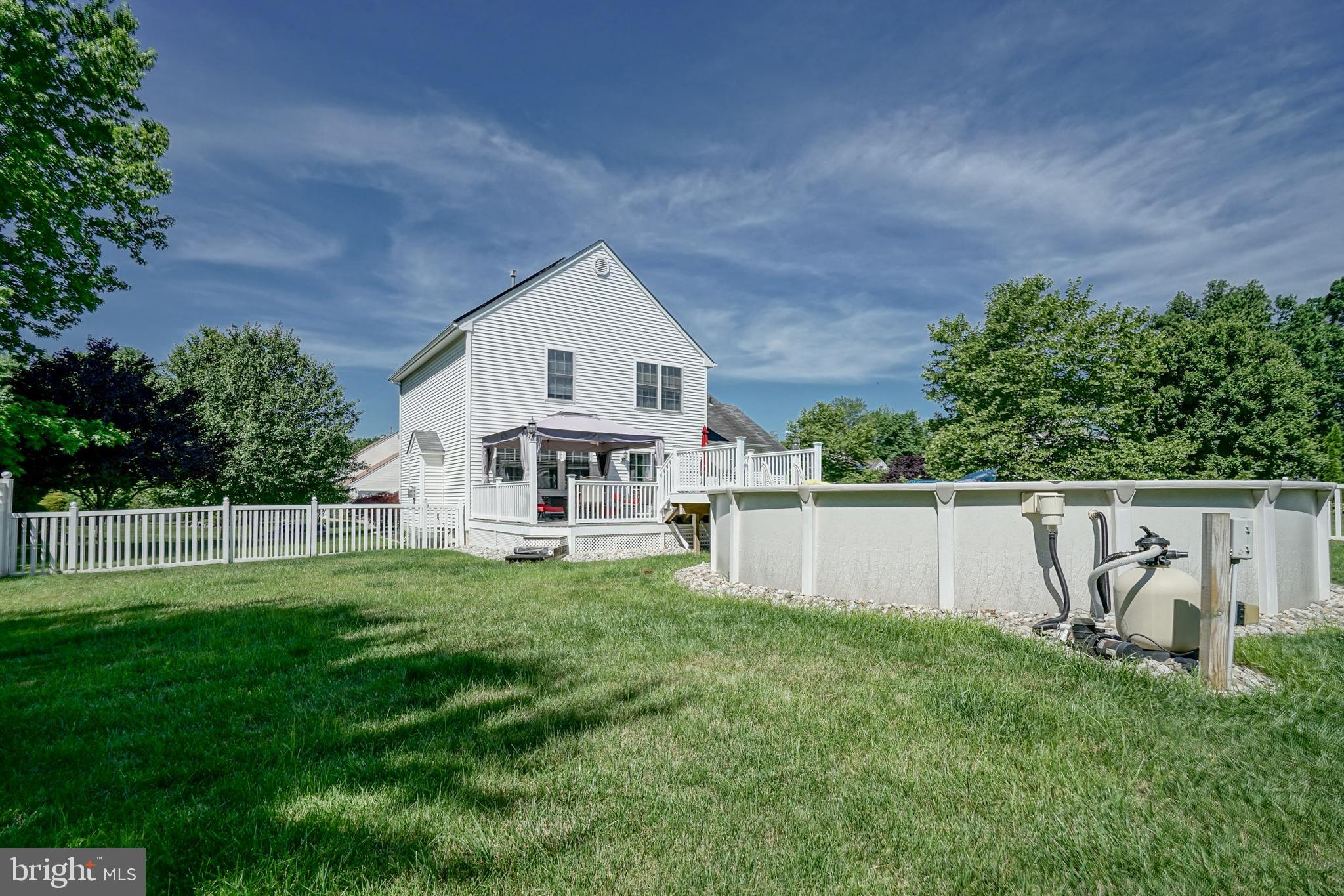 660 Surrey Road Sewell, NJ 08080 - Photo 30 of 34 Backyard/Pool