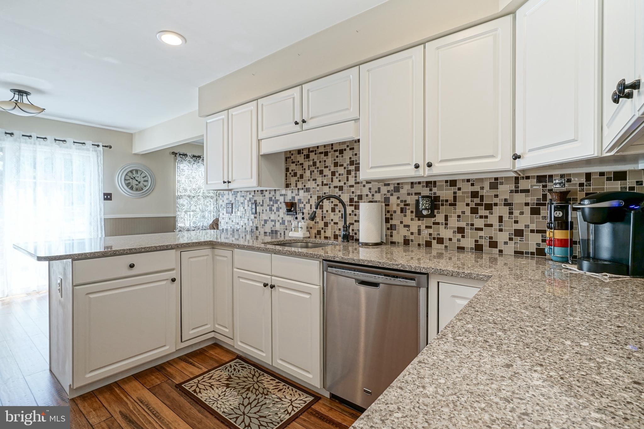 660 Surrey Road Sewell, NJ 08080 - Photo 4 of 34 Kitchen
