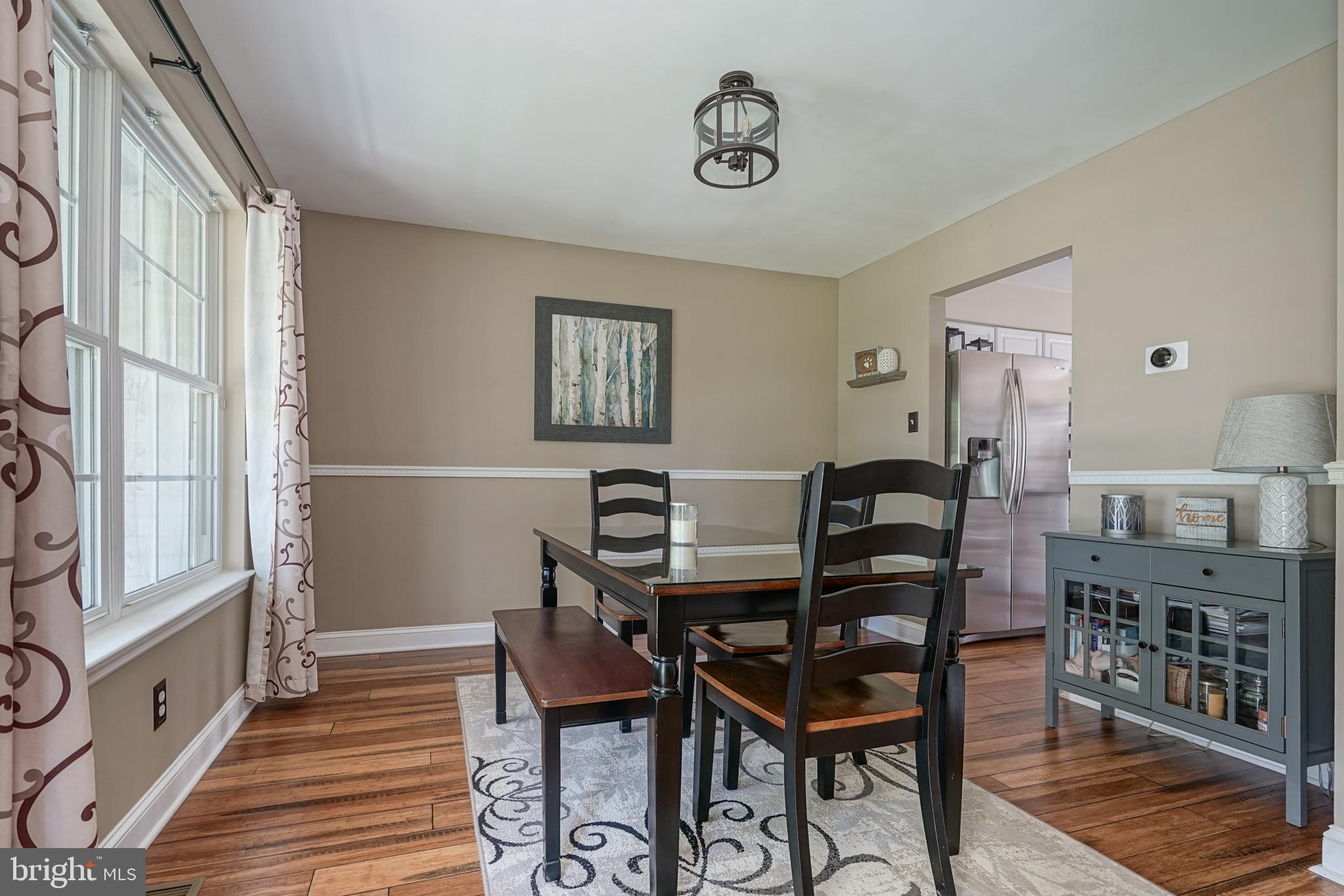 660 Surrey Road Sewell, NJ 08080 - Photo 6 of 34 Dining Room