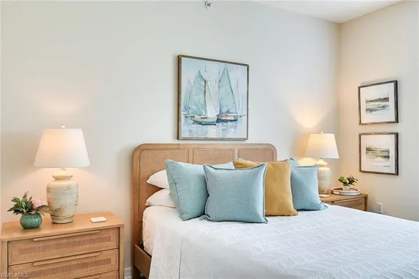 $7,700 | 2230 Arielle Drive, Unit 1902, Naples, FL 34109