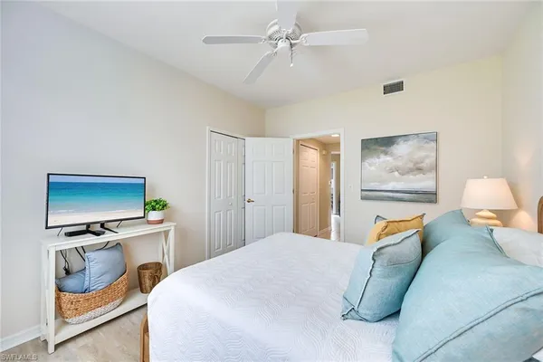 $7,700 | 2230 Arielle Drive, Unit 1902, Naples, FL 34109