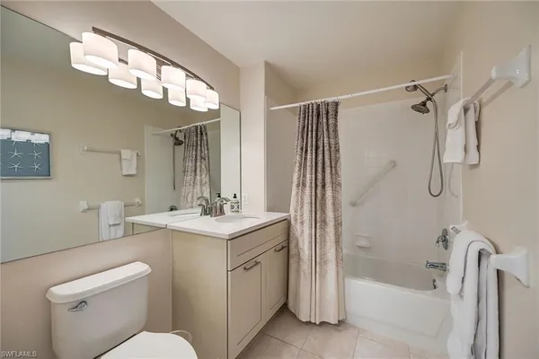 $7,700 | 2230 Arielle Drive, Unit 1902, Naples, FL 34109