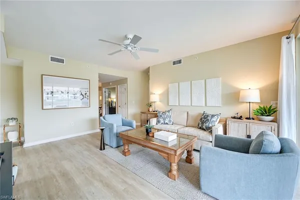 $7,700 | 2230 Arielle Drive, Unit 1902, Naples, FL 34109