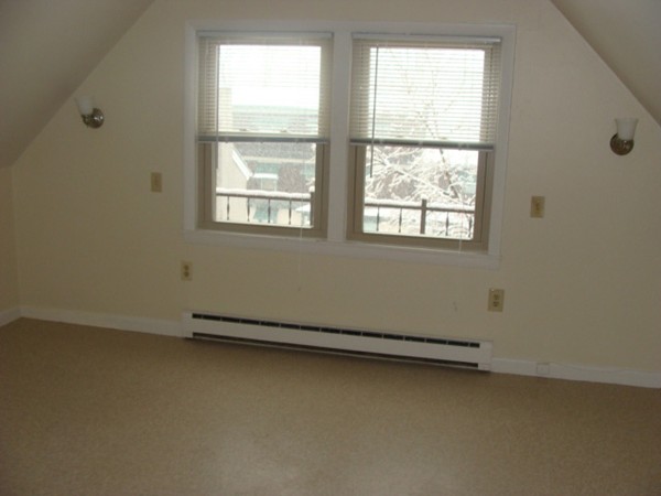 103 State Street Northampton, MA 01060 - Photo 3 of 4 Gallery Image 3