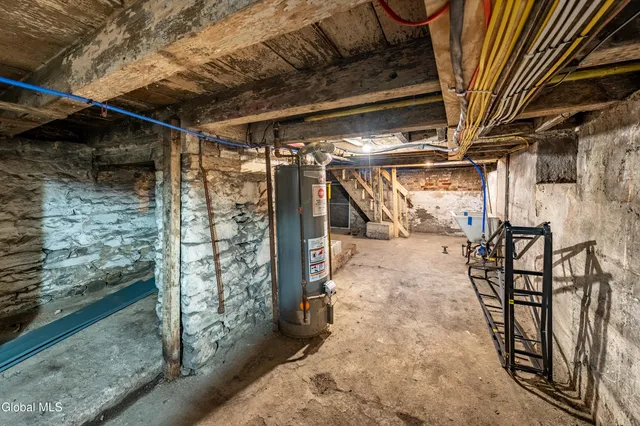 $298,000 | 29 Hudson Street, Waterford, NY 12188