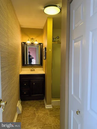 $2,000 | 231 Canal Park Drive, Unit A200, Salisbury, MD 21804