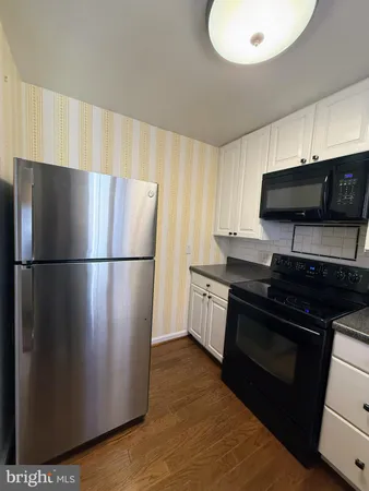 $2,000 | 231 Canal Park Drive, Unit A200, Salisbury, MD 21804