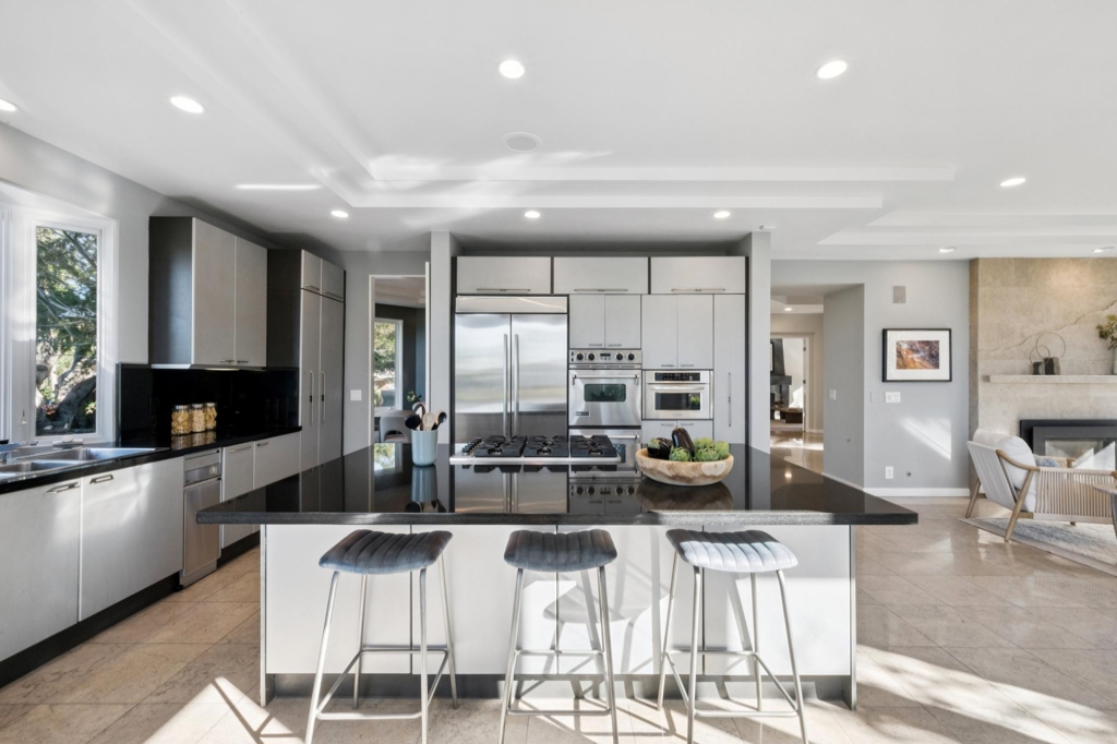 6000-6000 Contra Costa Road Oakland, CA 94618 - Photo 17 of 60