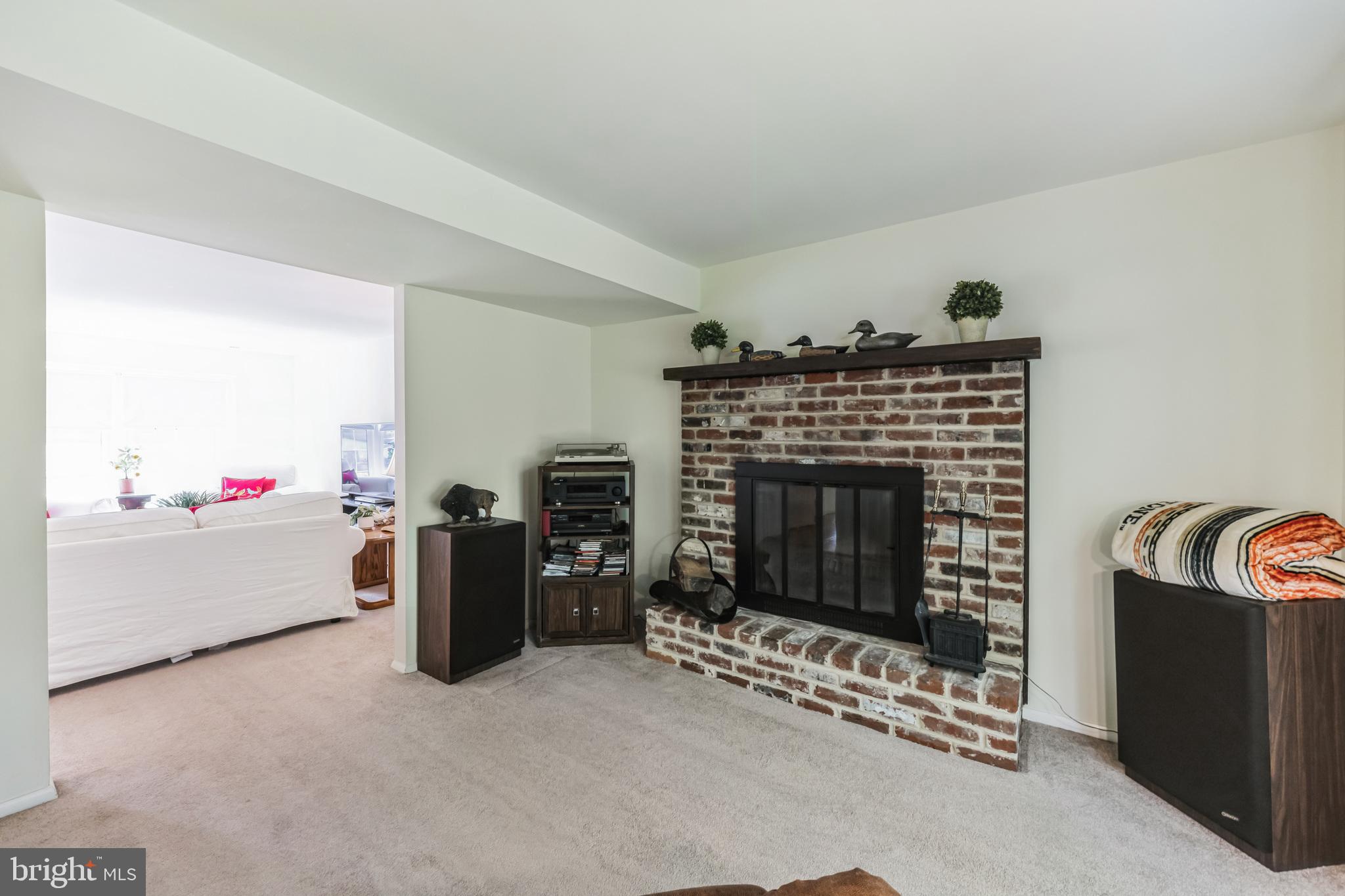 4 Cedar Creek Drive Laurel Springs, NJ 08021 - Photo 11 of 32 Den View 2