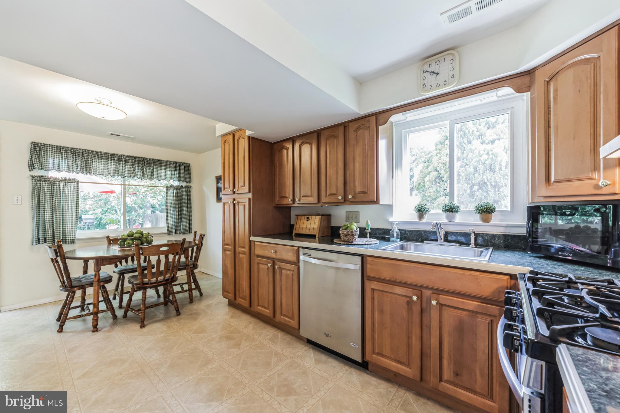 4 Cedar Creek Drive Laurel Springs, NJ 08021 - Photo 13 of 32 Kitchen View 2