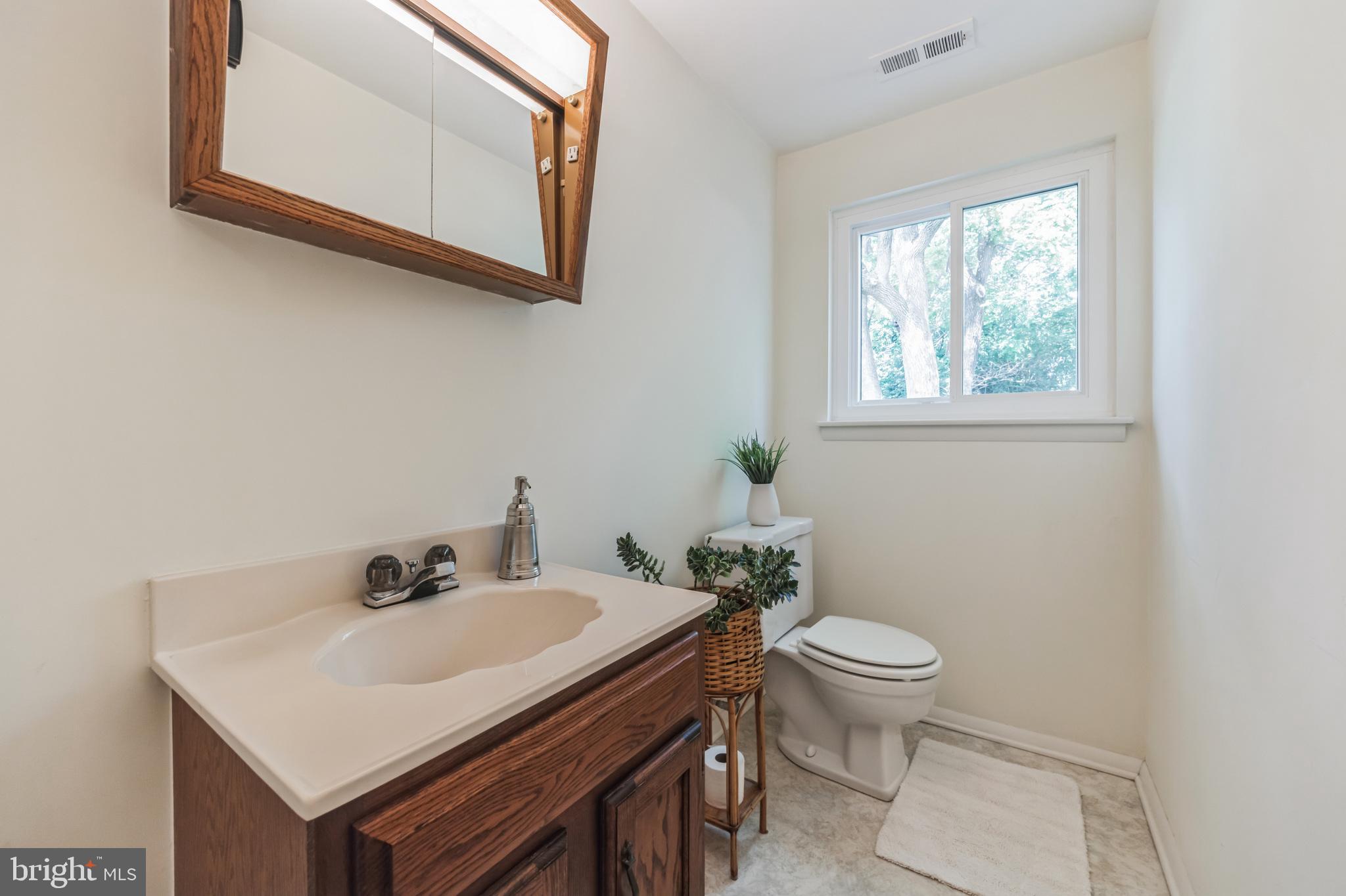 4 Cedar Creek Drive Laurel Springs, NJ 08021 - Photo 16 of 32 Powder Room