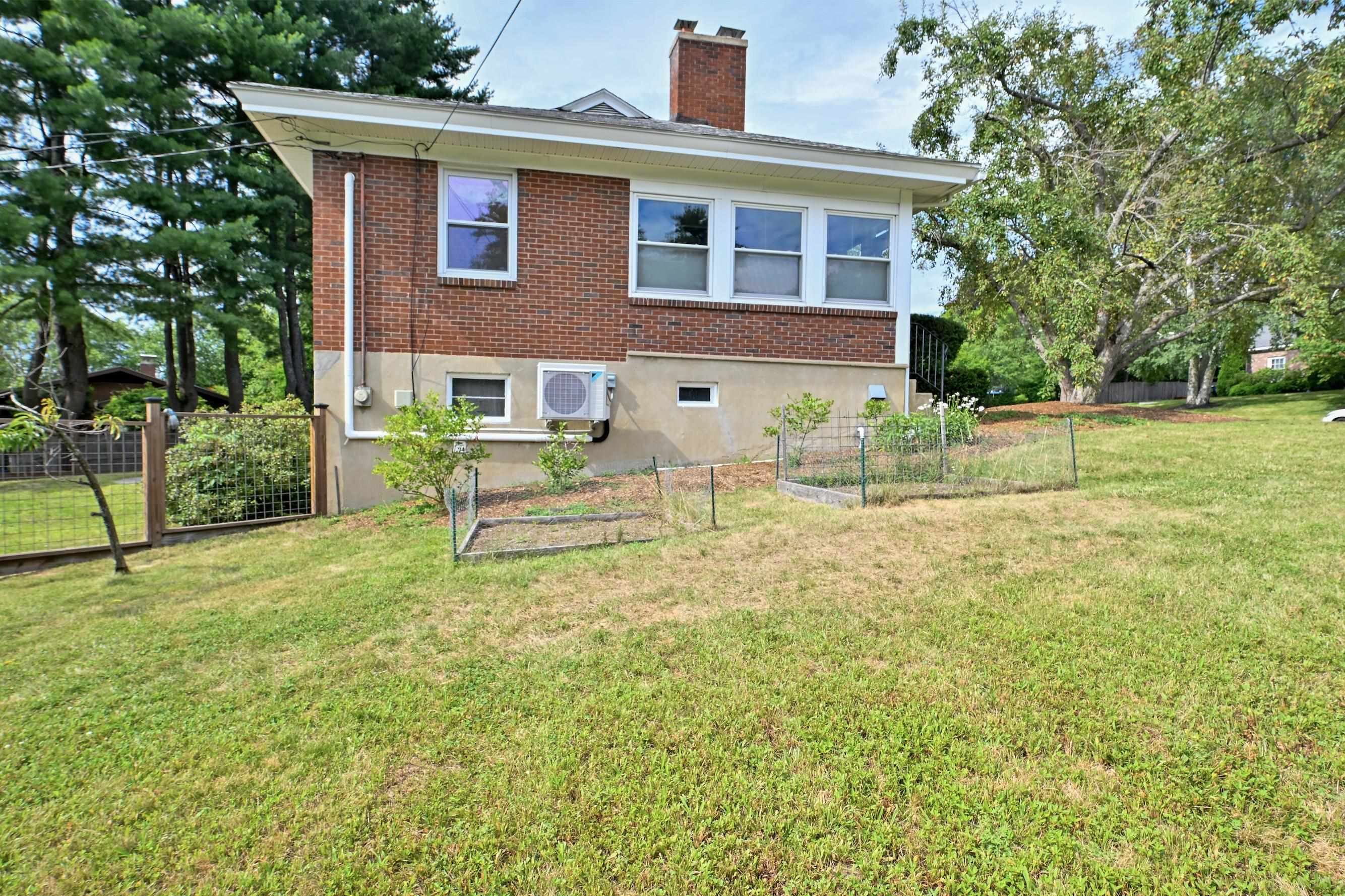 606 Ray Street Manchester, NH 03104 - Photo 5 of 60 Gallery Image 5