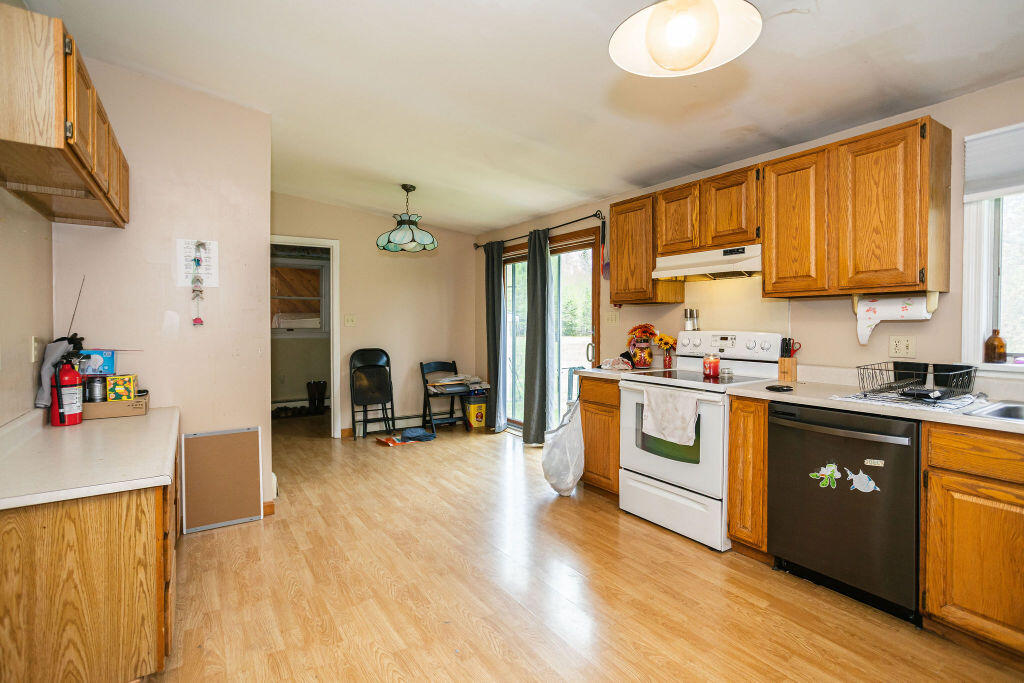 342 Temple Road Wilton, ME 04294 - Photo 7 of 35 taylor-kaminsky-photo-22