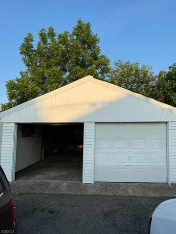 $600 | 649 Nassau Street, North Brunswick, NJ 08901