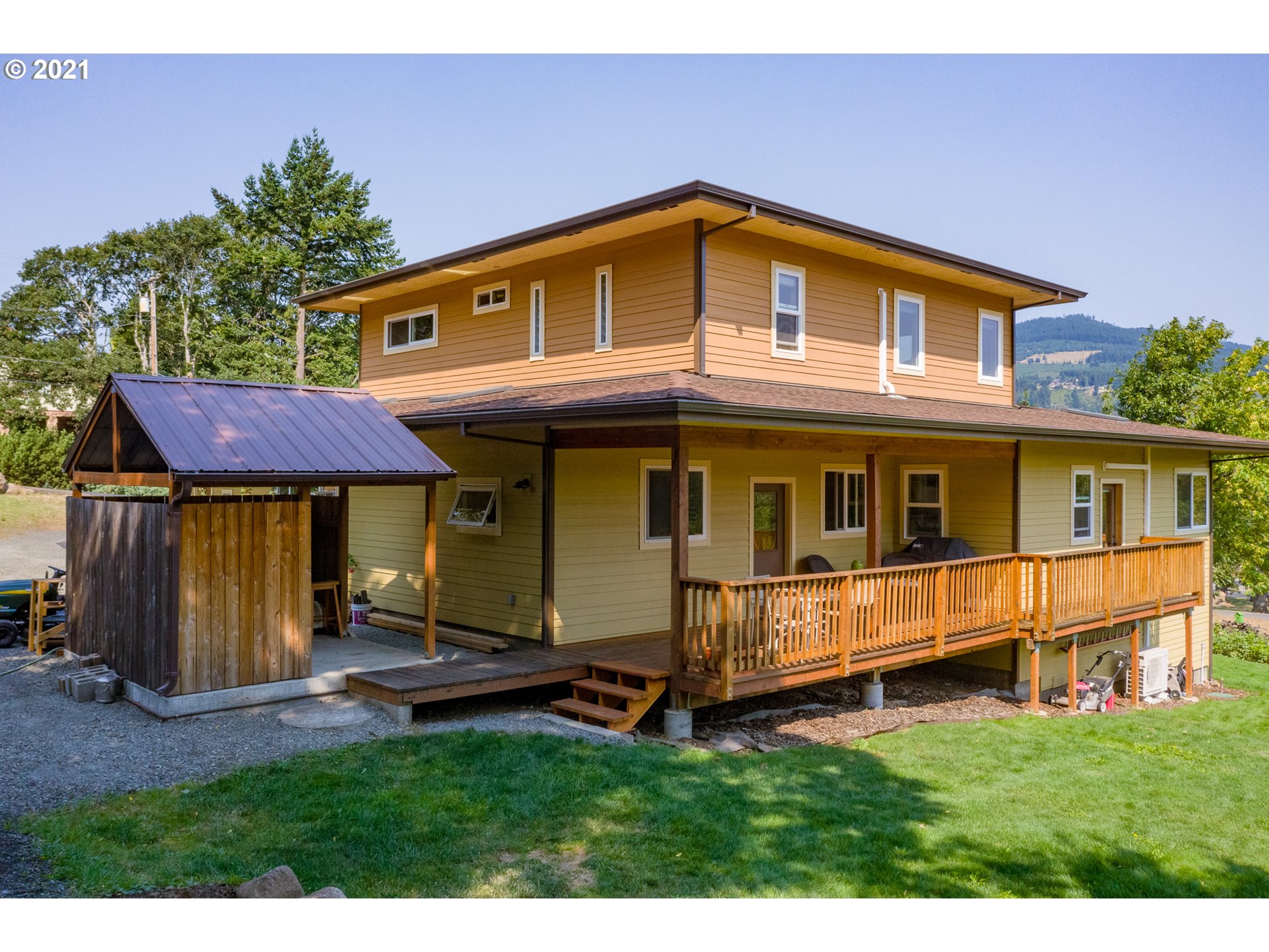 503 Frankton Road Hood River, OR 97031 - Photo 26 of 31 a view of a house with a yard