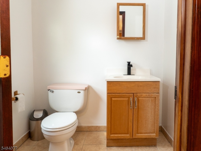 357 Ridgewood Avenue Newark, NJ 07112 - Photo 17 of 33 Gallery Image 17