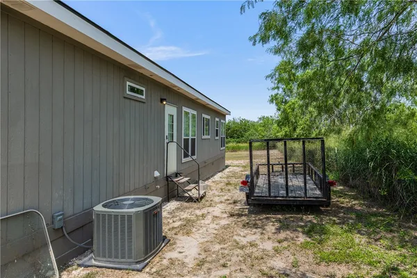 $205,000 | 709 South Vista Drive, Sandia, TX 78383