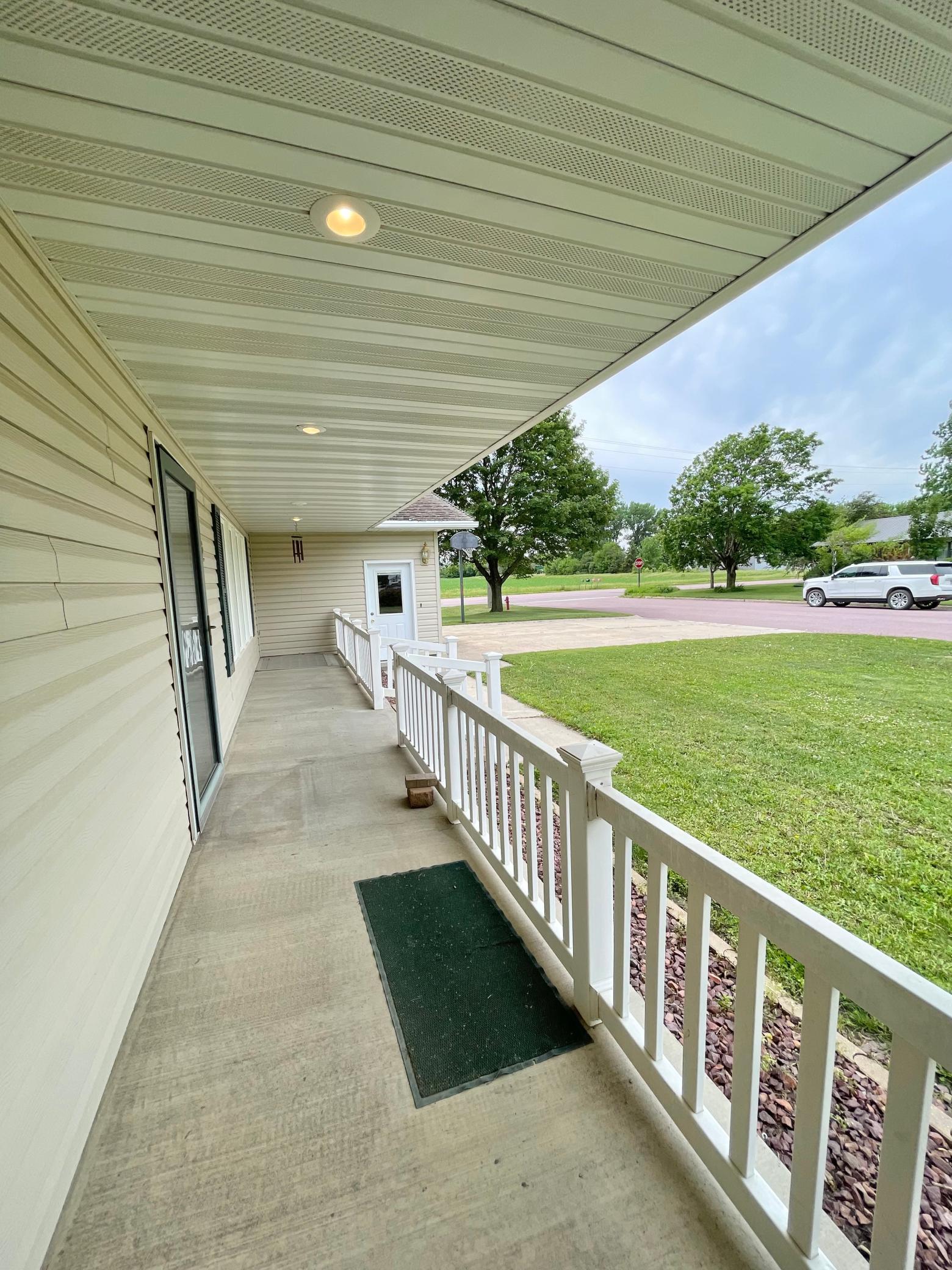212 Eastern Avenue South Comfrey, MN 56019 - Photo 5 of 70