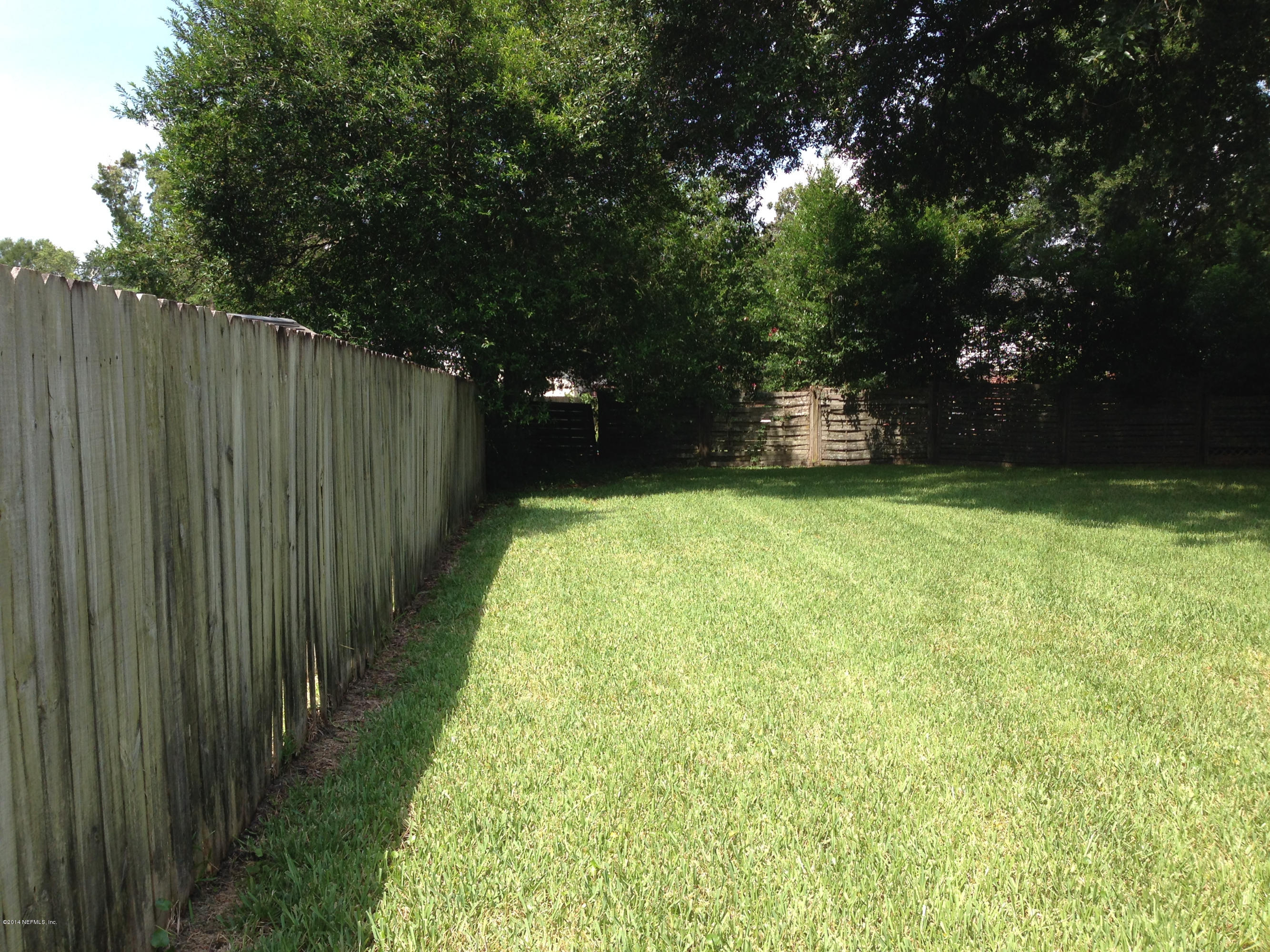 1118 Alderman Road East Jacksonville, FL 32211 - Photo 4 of 6 backyard1