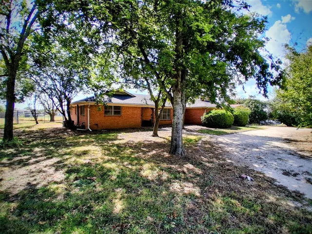 $224,900 | 612 South Files Street, Itasca, TX 76055