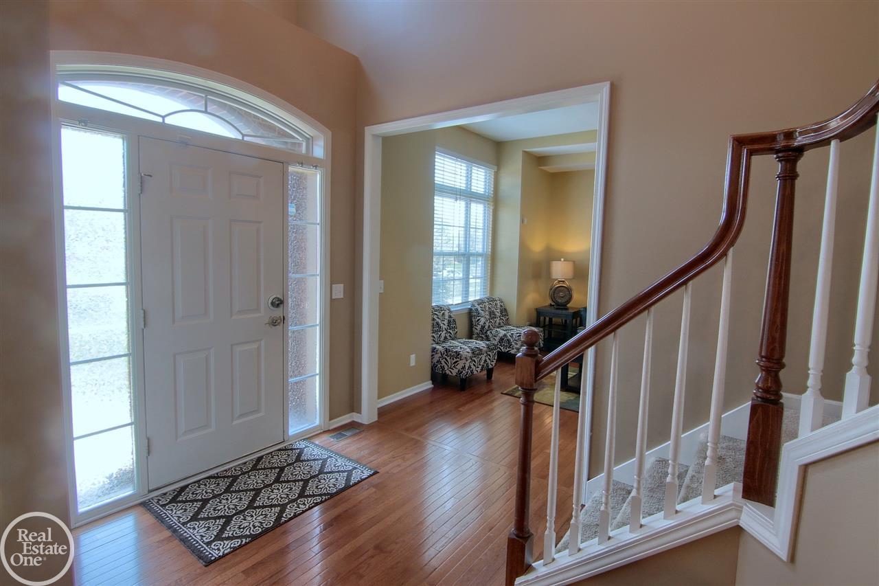3734 Connors Drive Rochester Hills, MI 48307 - Photo 9 of 36