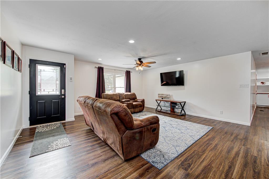 90 South Restin Road Greenwood, IN 46142 - Photo 3 of 40 Gallery Image 3