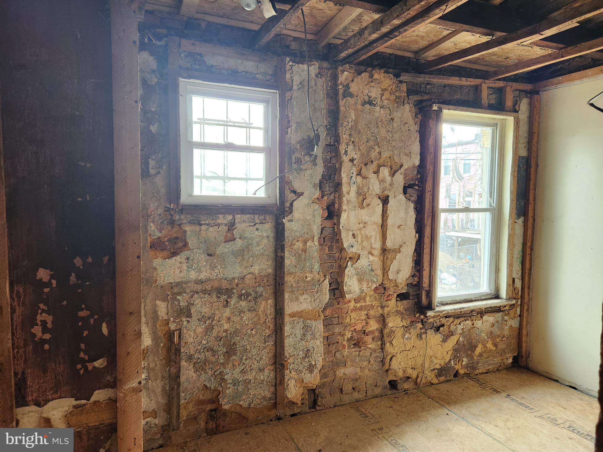 105 North Pulaski Street Baltimore, MD 21223 - Photo 9 of 11