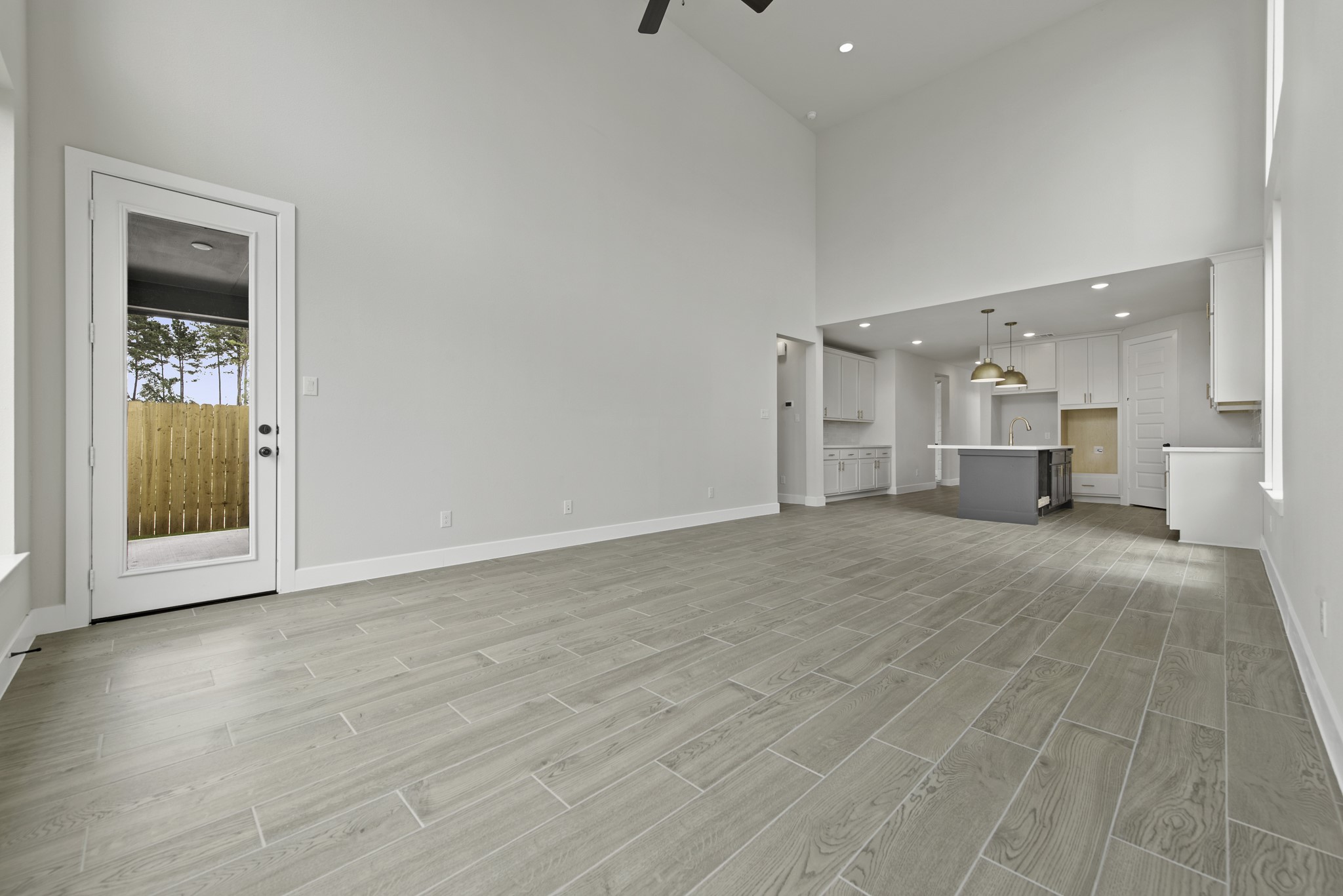 18171 Petipa Point Conroe, TX 77302 - Photo 4 of 23 Representative image. Features, selections and colors may vary.