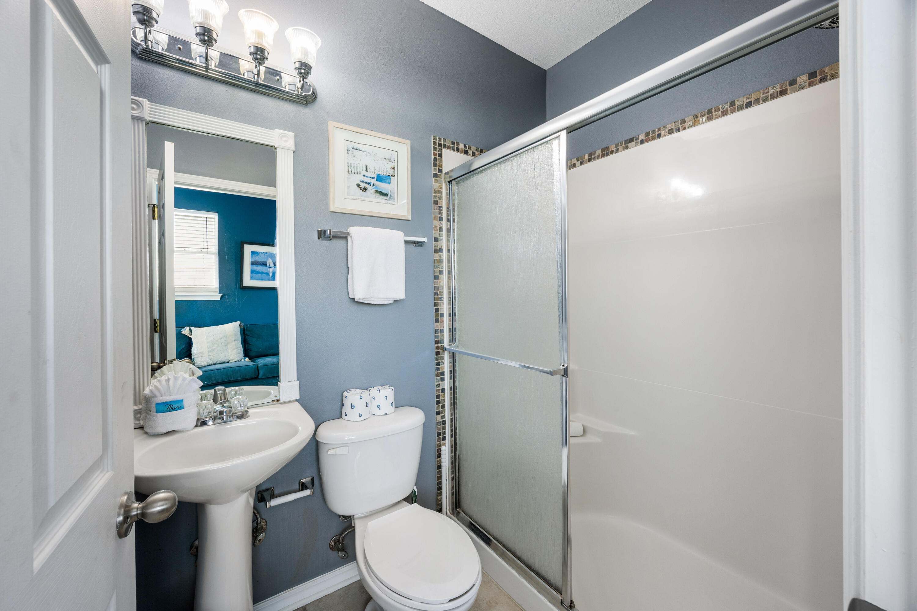 77 Mark Street Destin, FL 32541 - Photo 42 of 57 3rd Floor Full Bathroom