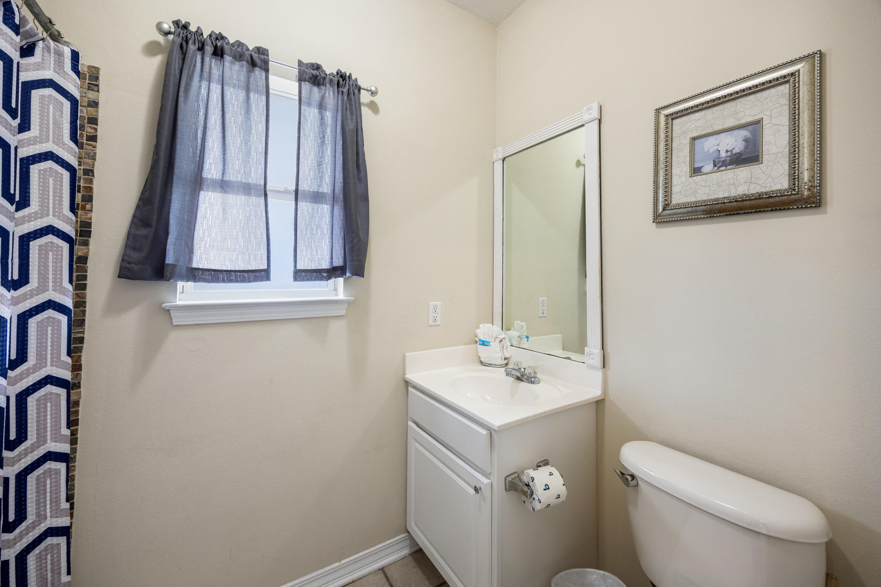 77 Mark Street Destin, FL 32541 - Photo 48 of 57 Carriage House Full Bathroom