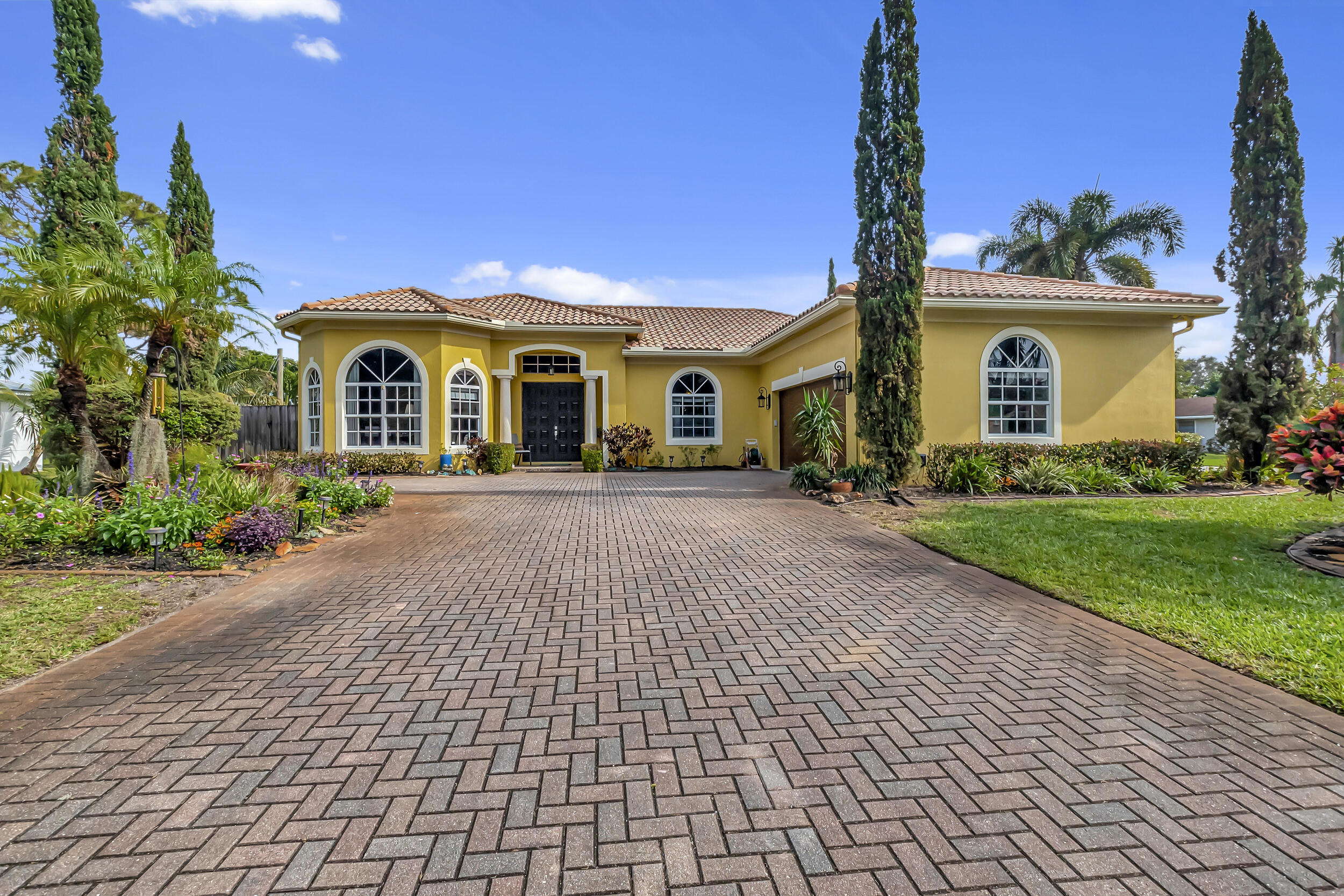 14310 Gallagher Road Delray Beach, FL 33445 - Photo 2 of 34 02_dsc_2034