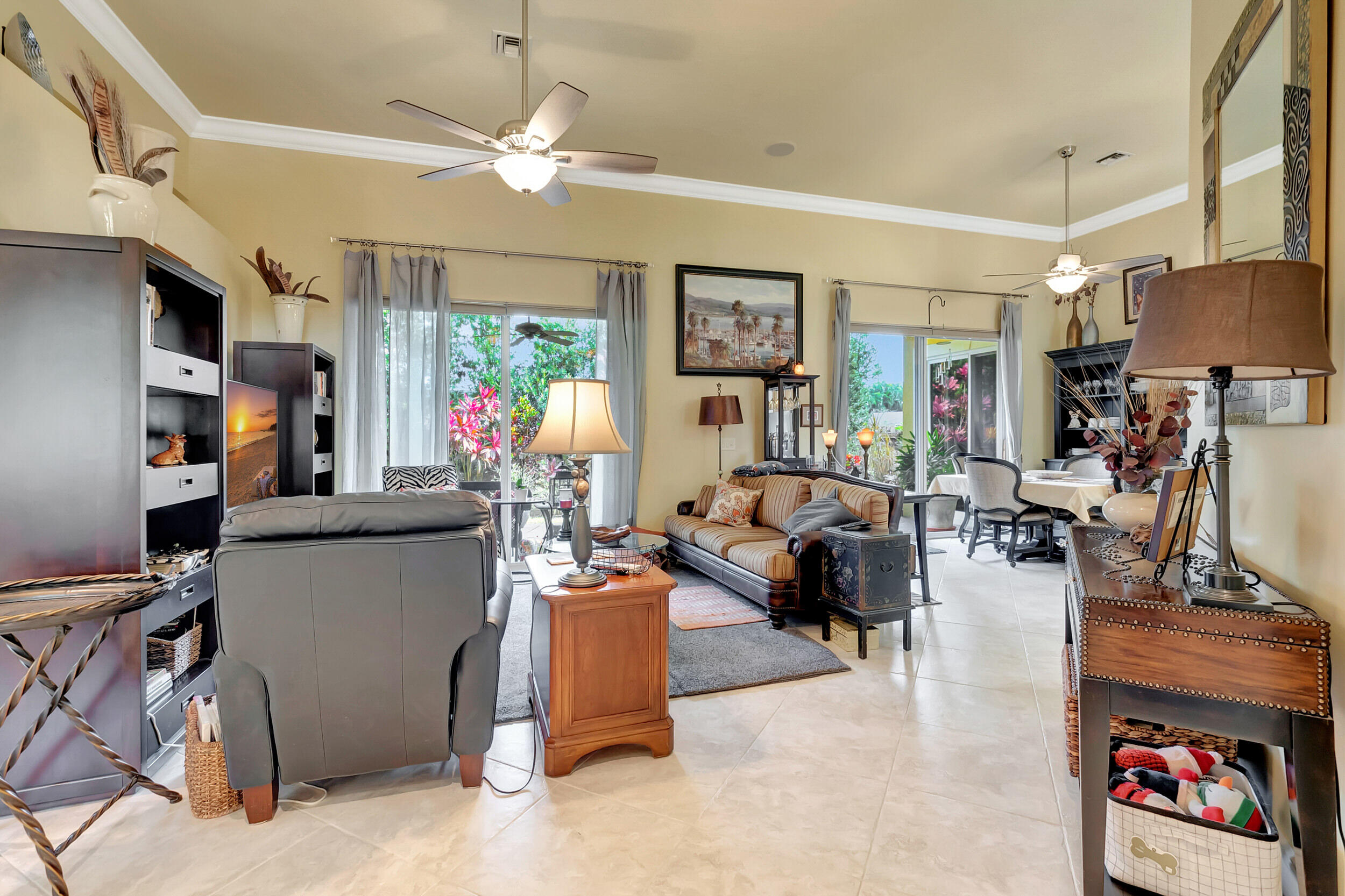 14310 Gallagher Road Delray Beach, FL 33445 - Photo 5 of 34 06_dsc_2054