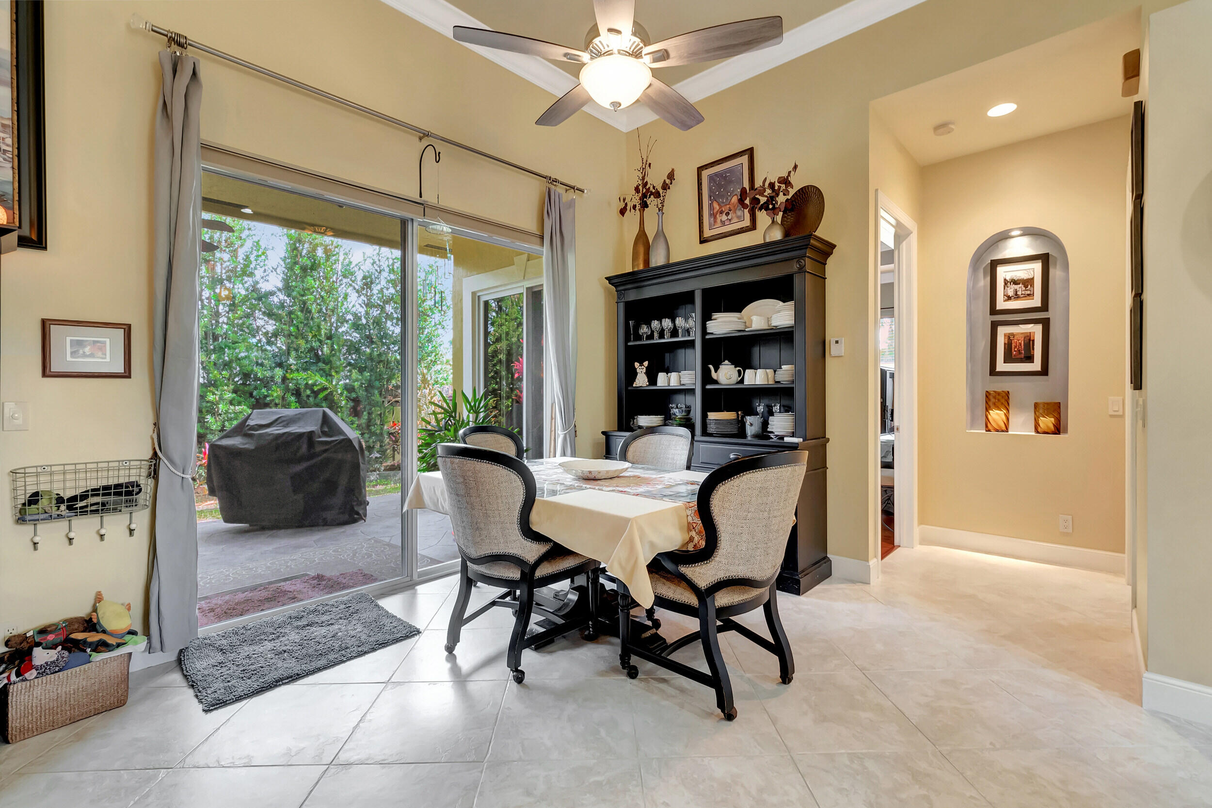 14310 Gallagher Road Delray Beach, FL 33445 - Photo 8 of 34 09_dsc_2069