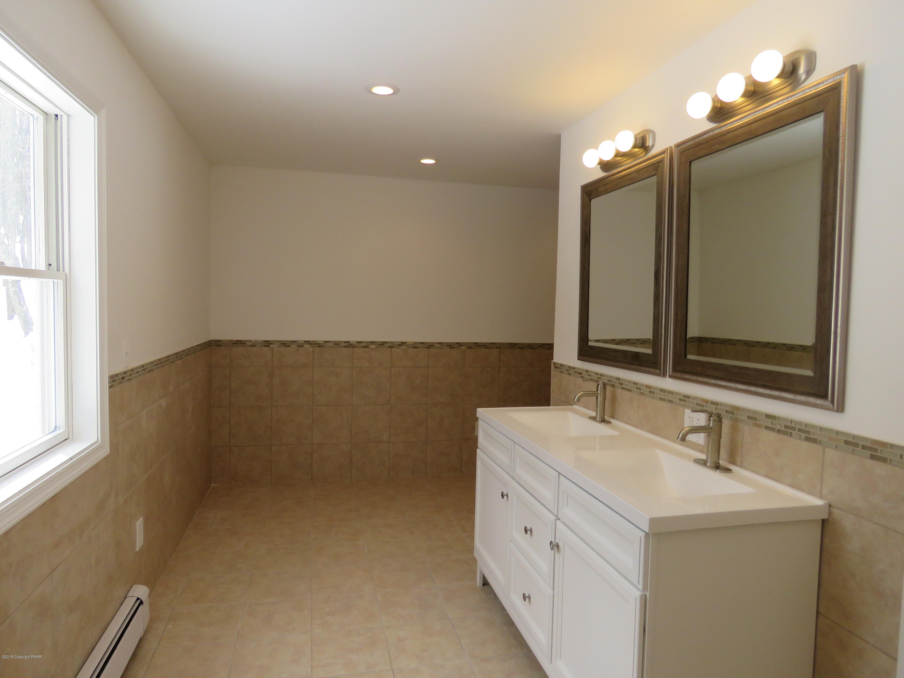 336 Ridge Circle Cresco, PA 18326 - Photo 14 of 33 IMG_7550