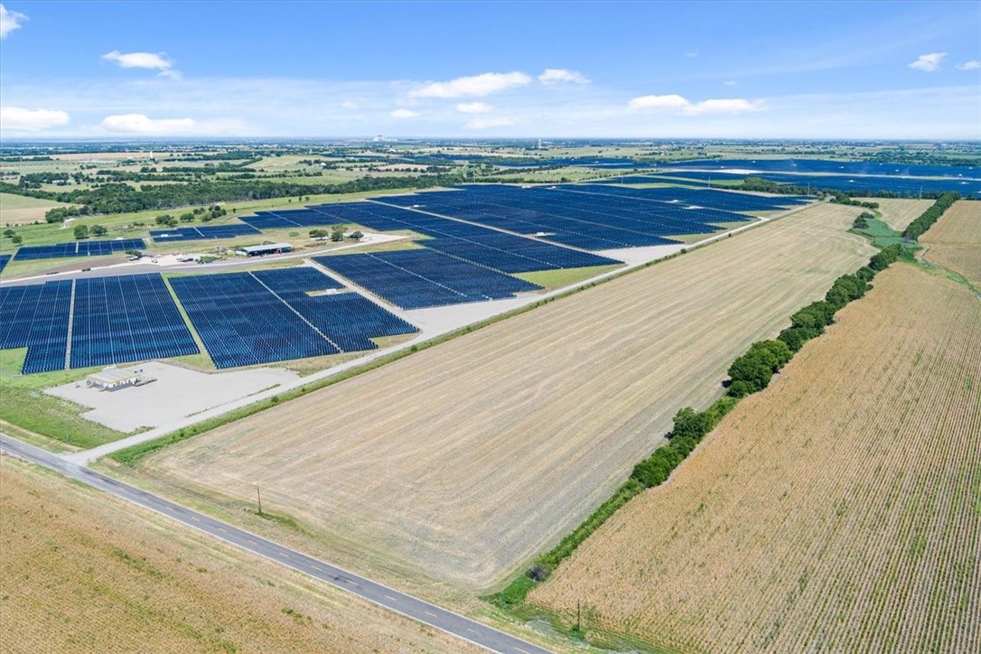 1240 St Marlin Tx 76661 Riesel, TX 76682 - Photo 3 of 17